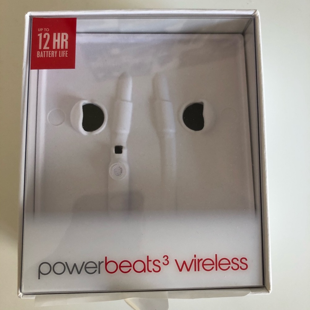 COPY - White Powerbeats3 Wireless - Picture 5 of 6